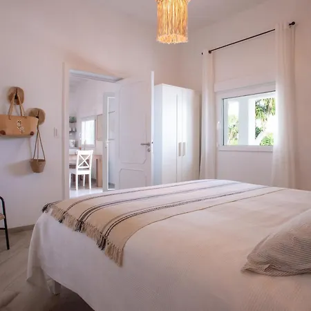 Libellula - The Fab Villa *