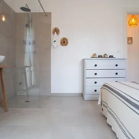 Libellula - The Fab Villa