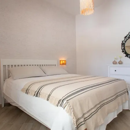 Libellula - The Fab Villa